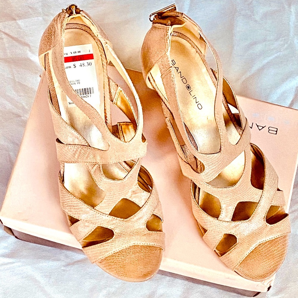 New Women’s dress shoes
